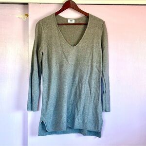 Old Navy Heather Gray V-Neck Sweater